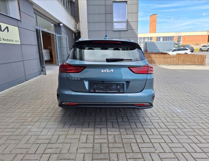 KIA Ceed 4