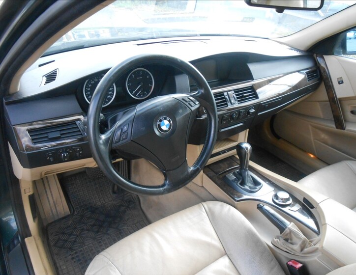 BMW Řada 5 11
