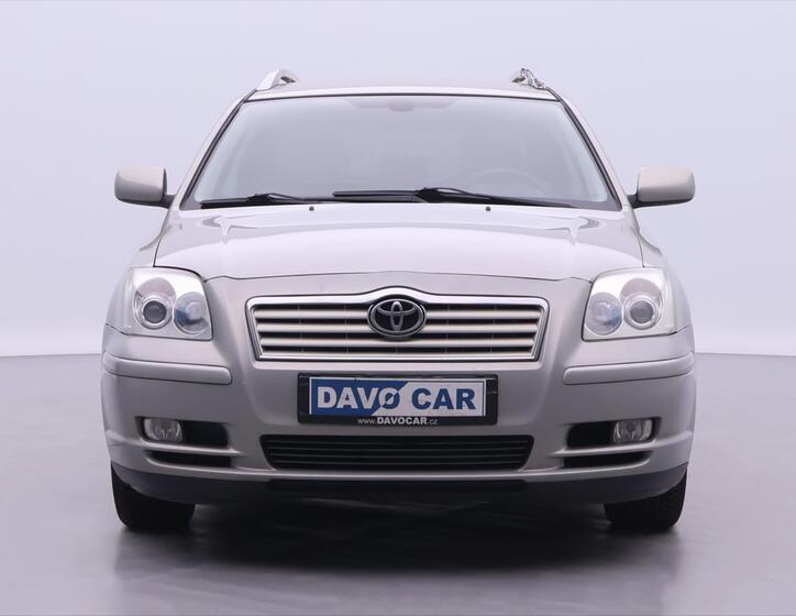 Toyota Avensis 2
