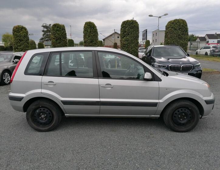 Ford Fusion 7