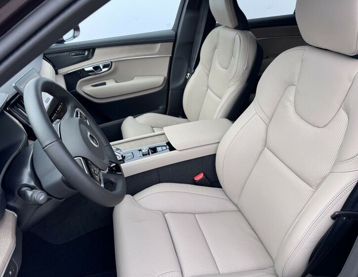 Volvo XC90 12