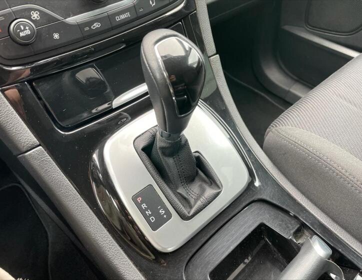 Ford S-MAX 12