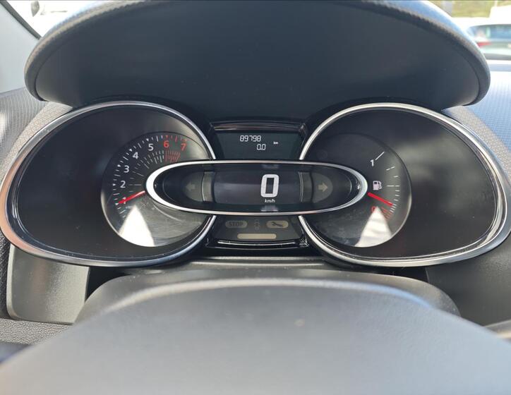 Renault Clio 18