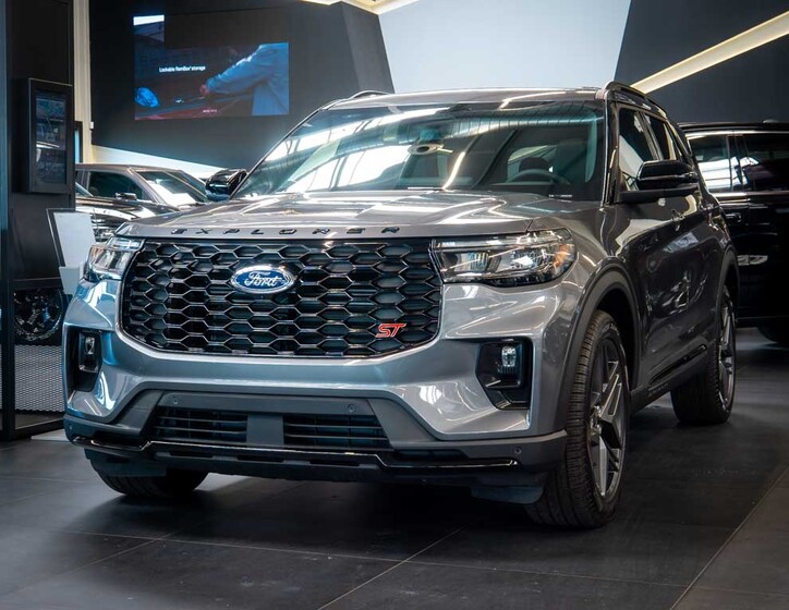 Ford Explorer 1