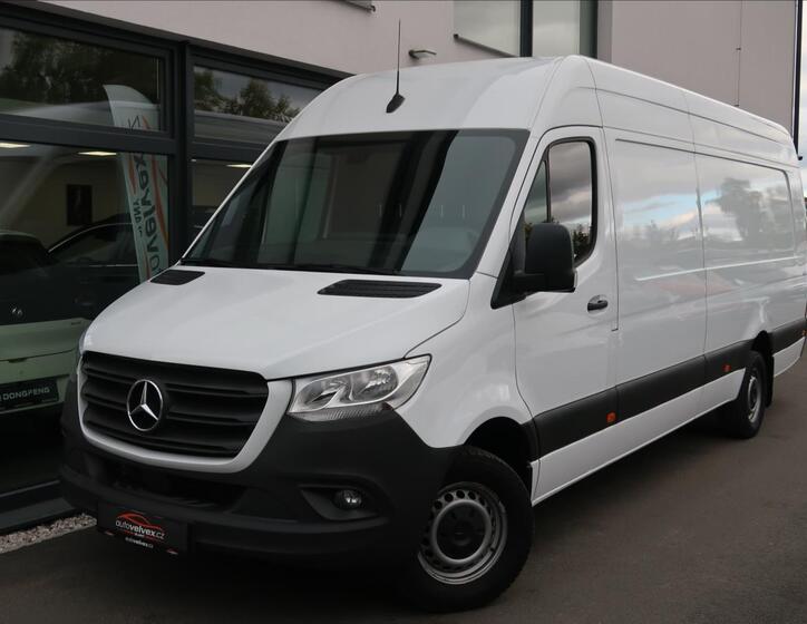 Mercedes-Benz Sprinter 1