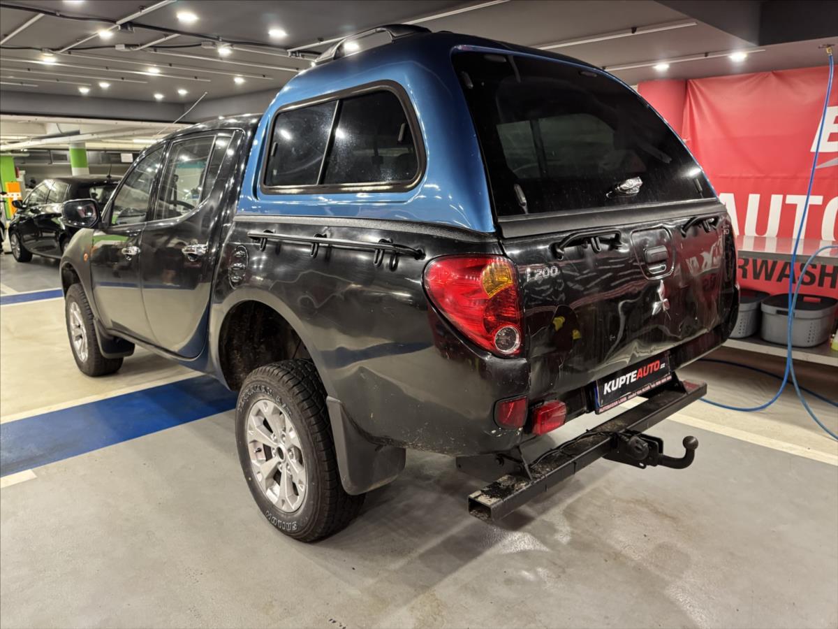 Mitsubishi L200