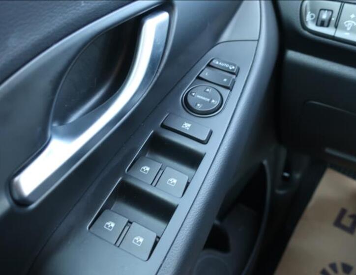 Hyundai i30 22