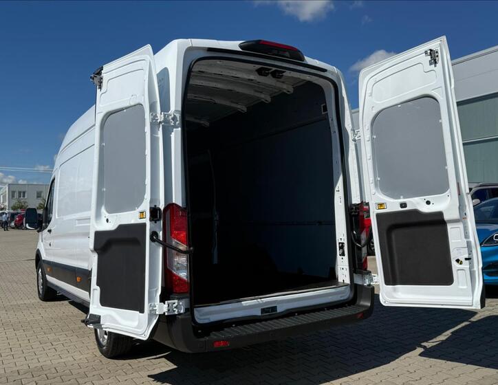 Ford Transit 14
