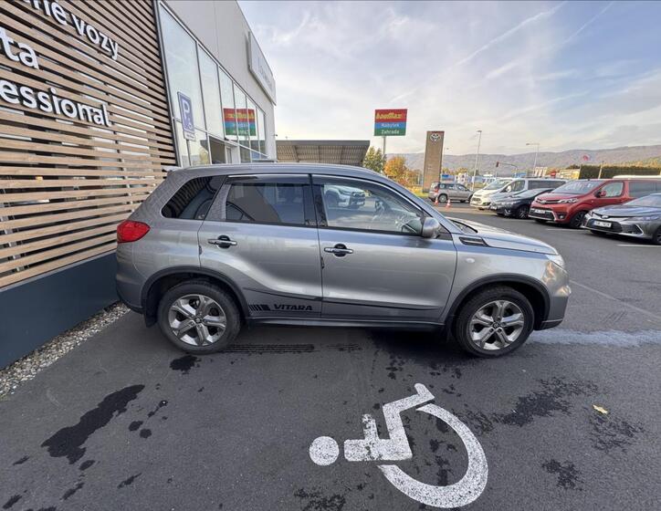 Suzuki Vitara 18