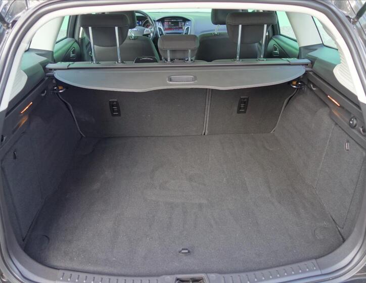 Ford Focus 25