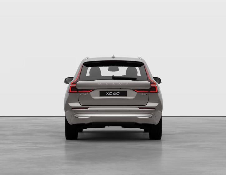 Volvo XC60 4
