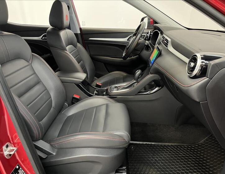 MG ZS 25