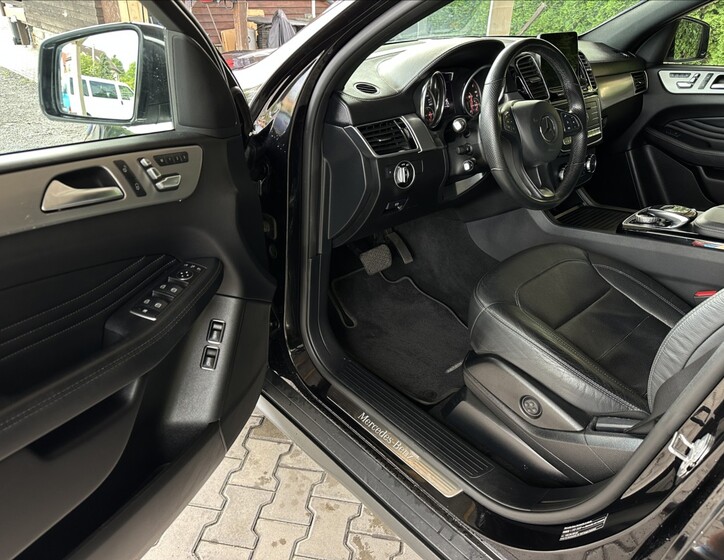 Mercedes-Benz GLE 4
