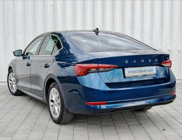 Škoda Octavia 9