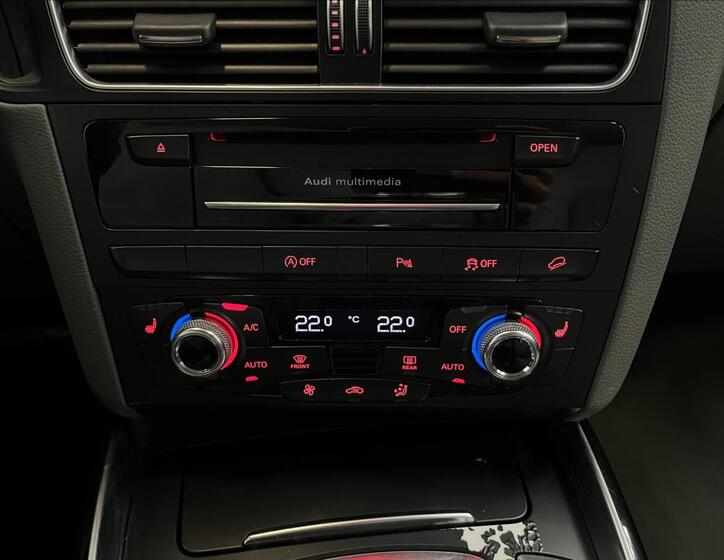 Audi Q5 10