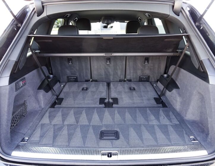 Audi Q7 26