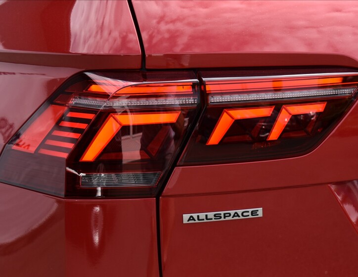 Volkswagen Tiguan Allspace 12