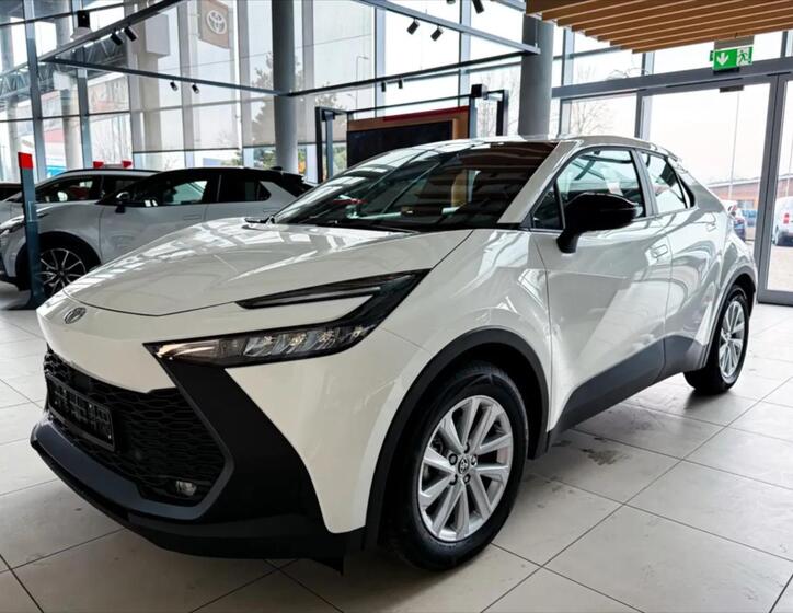 Toyota C-HR 3