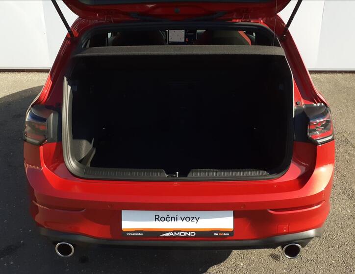 Volkswagen Golf 26