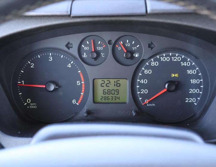 Ford Transit 19