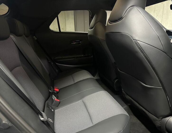 Toyota C-HR 12