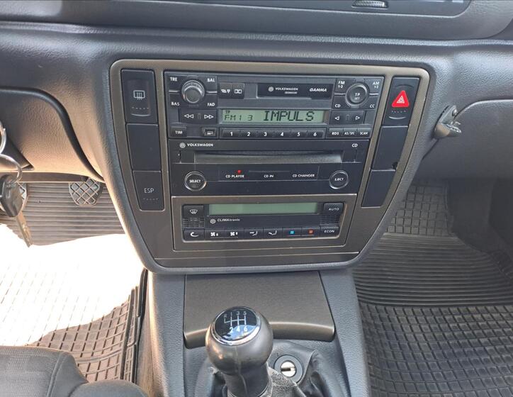 Volkswagen Passat 12