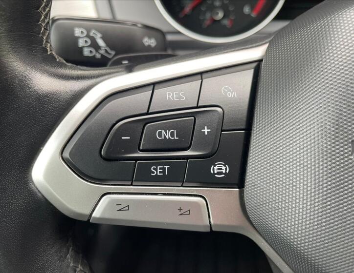 Volkswagen Passat 16