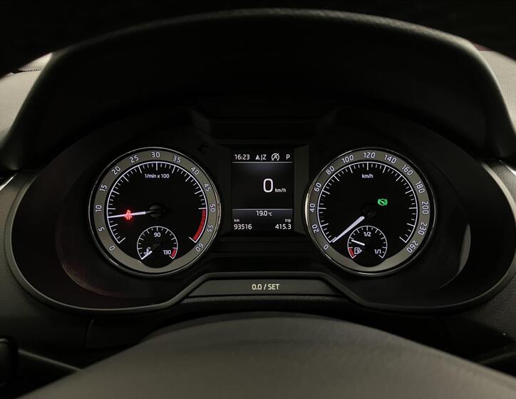 Škoda Octavia 14
