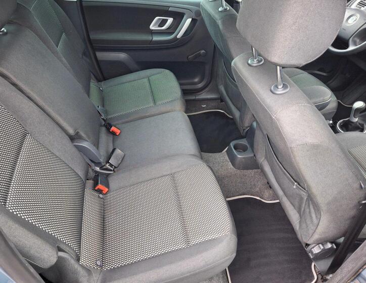 Škoda Roomster 27