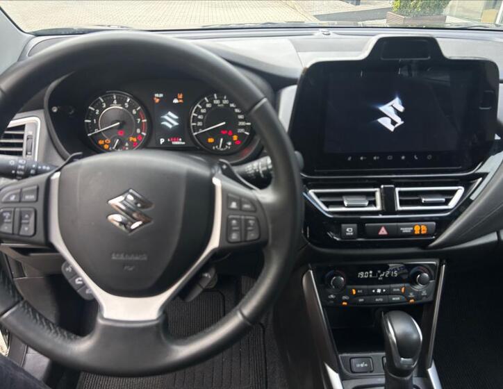 Suzuki S-Cross 14