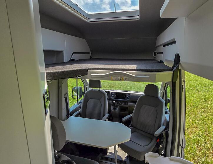 Volkswagen Grand California 28
