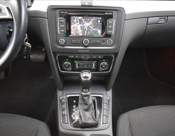 Škoda Superb 17