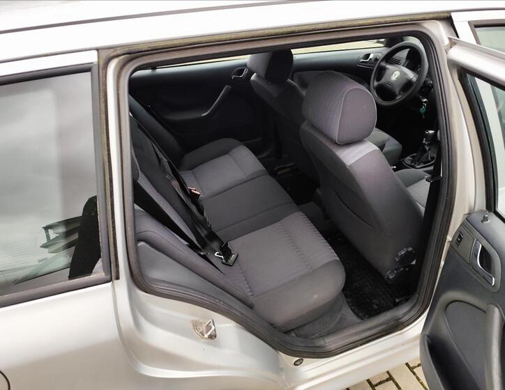 Škoda Octavia 32