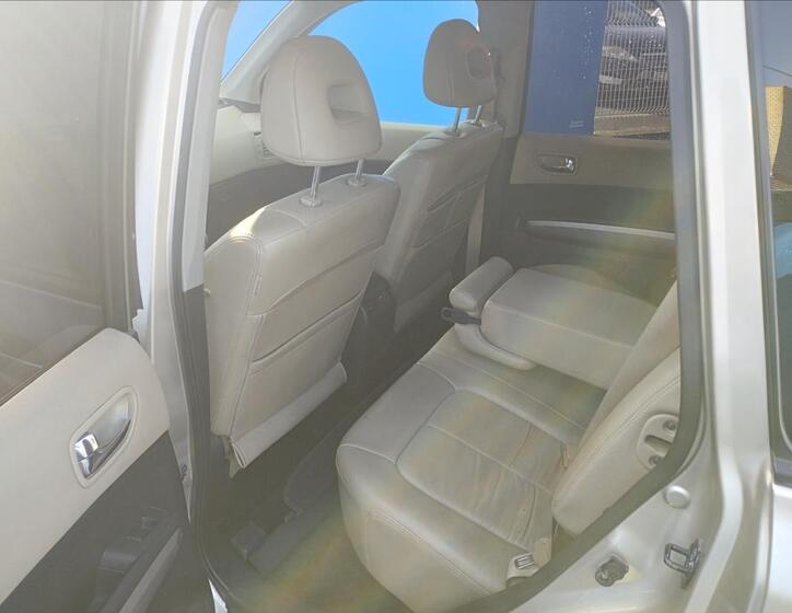 Nissan X-Trail 8