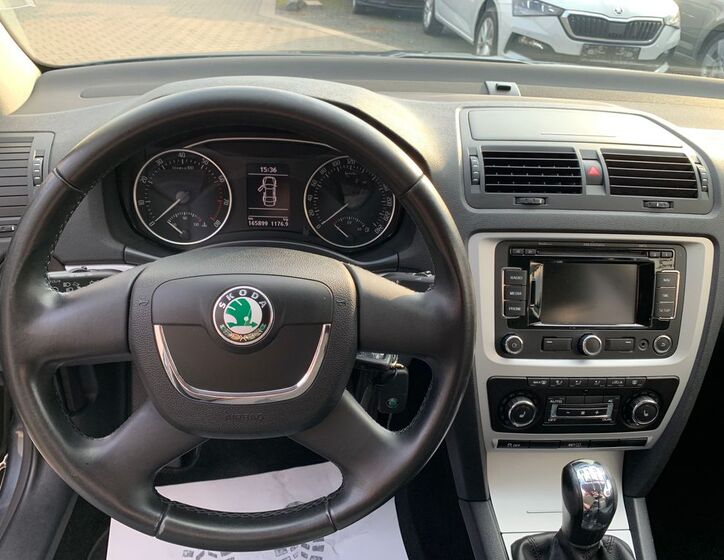 Škoda Octavia 12