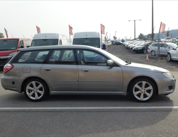 Subaru Legacy 4