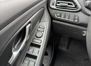Hyundai i30 16