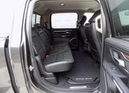 Dodge RAM 1500 18