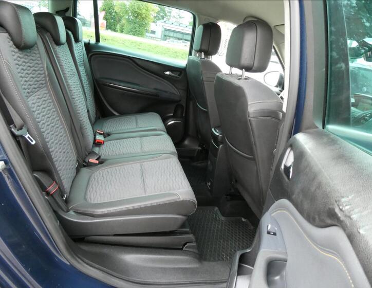 Opel Zafira 20
