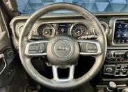 Jeep Wrangler 13