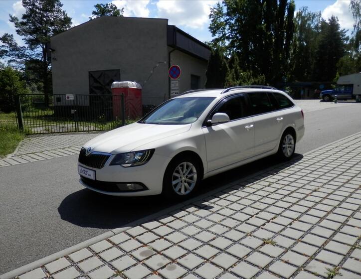 Škoda Superb 2
