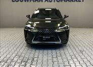 Lexus UX 250h 4