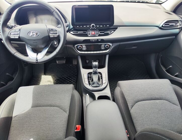 Hyundai i30 11