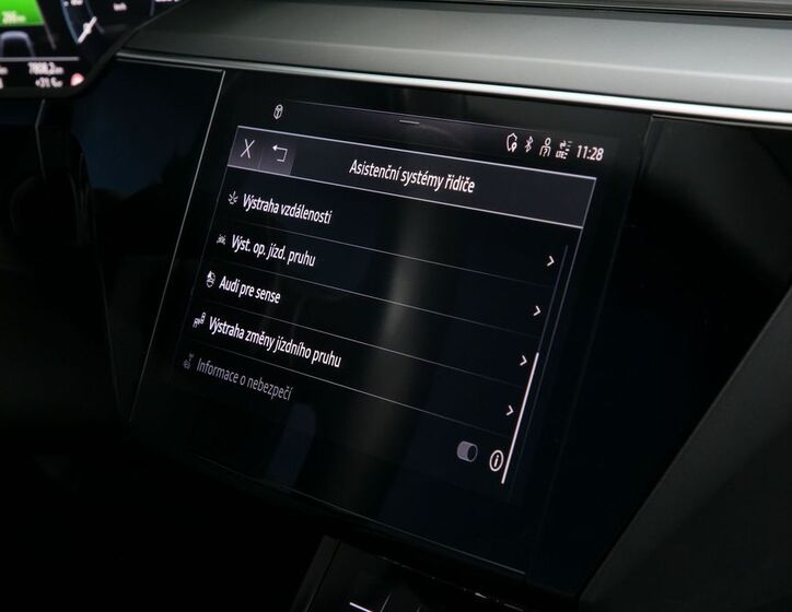 Audi e-tron 27