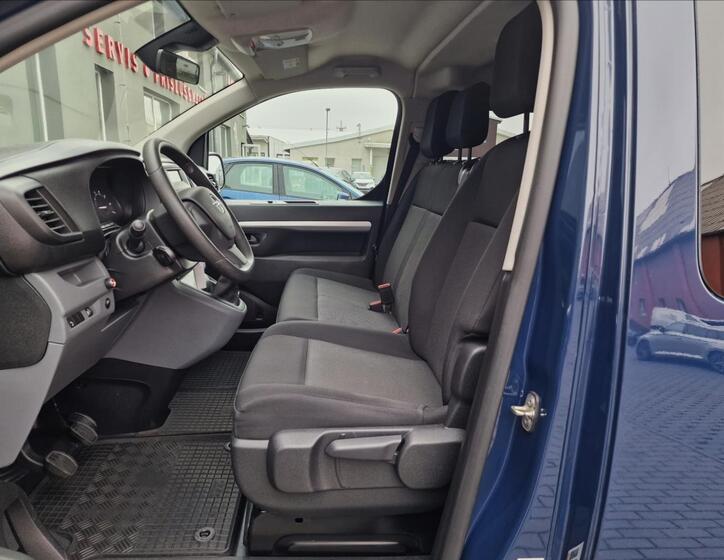 Opel Vivaro 19
