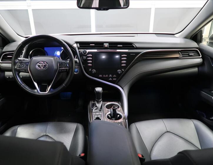 Toyota Camry 12