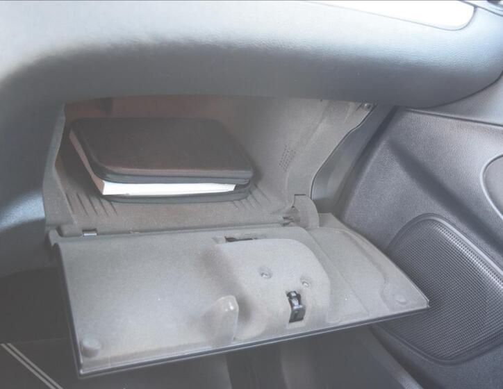 Ford Galaxy 49