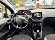 Peugeot 208 7