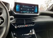Peugeot 208 21