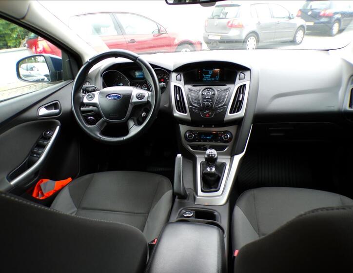 Ford Focus 7
